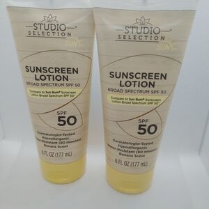 Studio Selection Sunscreen Lotion SPF 50
